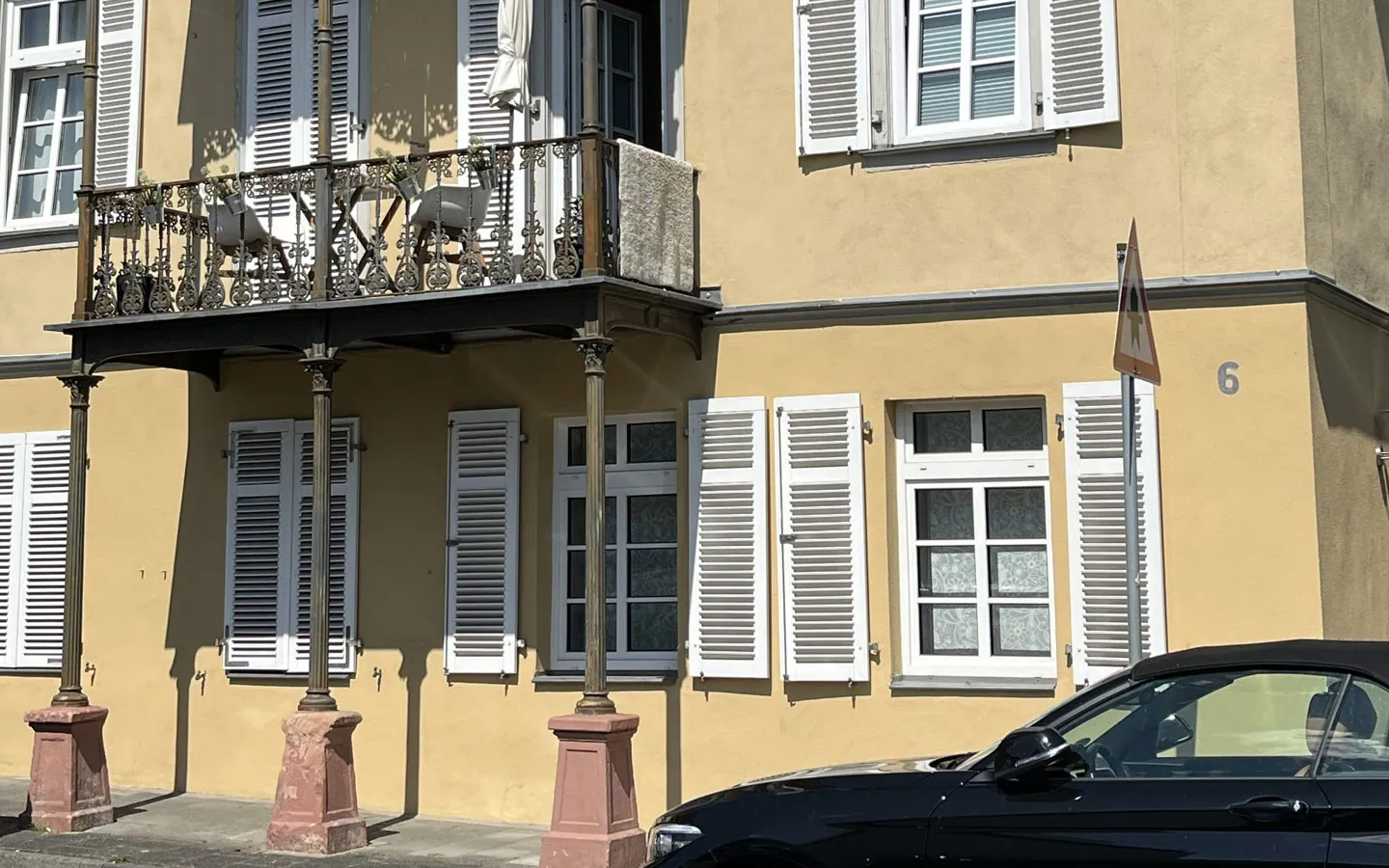 E-CHECK E-Mobilität - Altbau mit Fahrzeug &middot; Elektro-Diehm